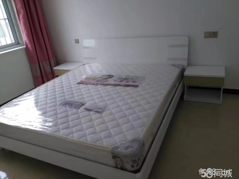 城市花园电梯房125平精装